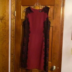 Dress with lace detail